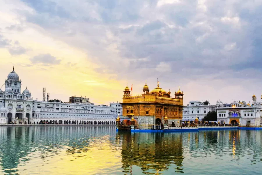 Sri Harmandir Sahib, Punjab